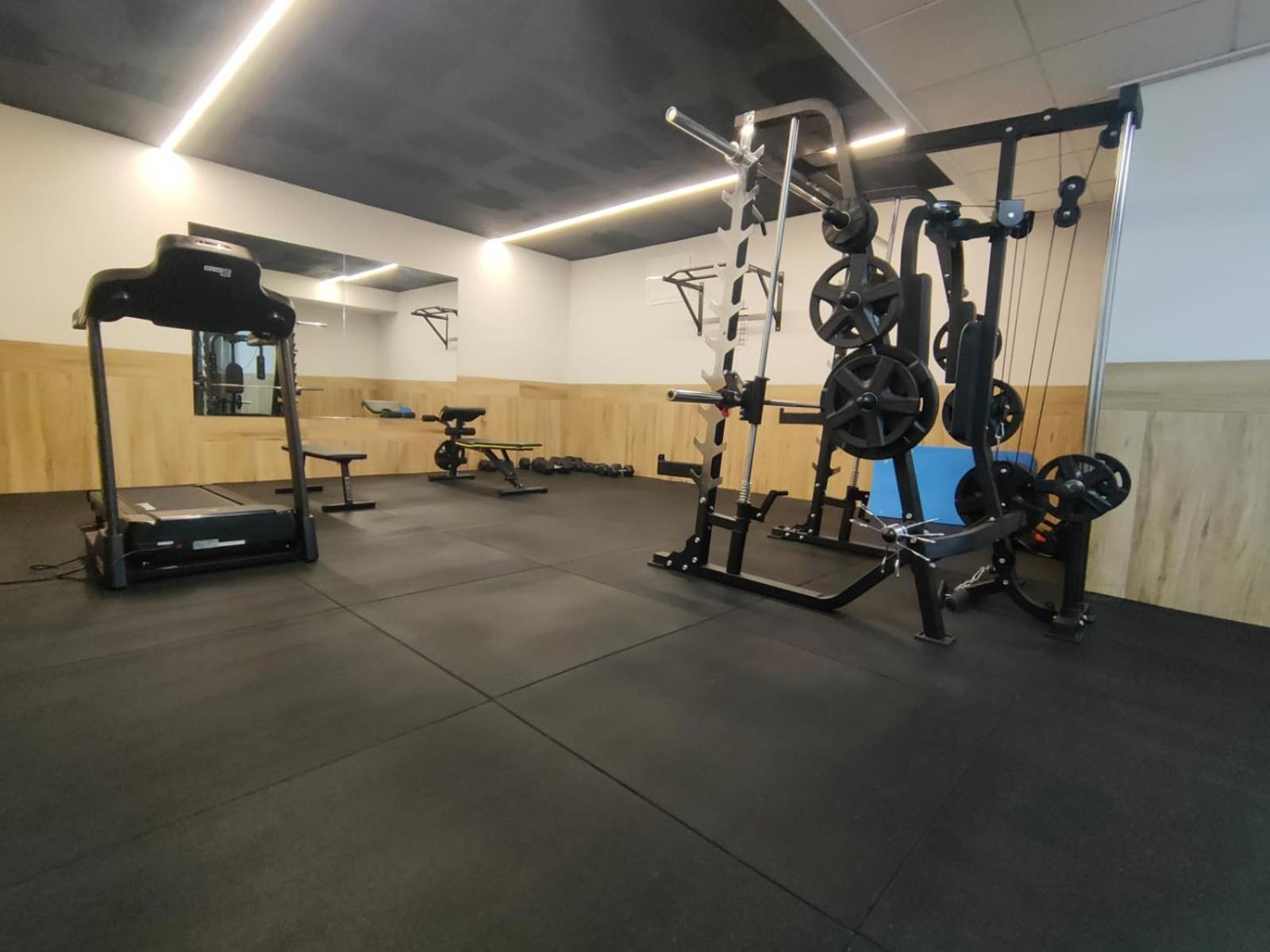 Arenales Terrace Refugee New Apartment With Pool And Gym Arenales del Sol Exterior photo